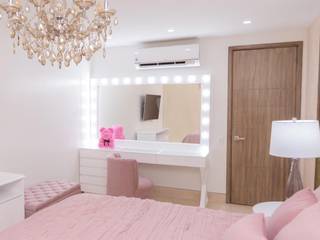 HABITACION JUNIOR, Monica Saravia Monica Saravia Girls Bedroom لکڑی Pink