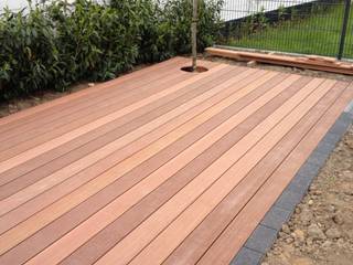 Holzdeck, Grahl Hausmeisterservice GmbH Grahl Hausmeisterservice GmbH Jardin de rocaille Bois massif Multicolore