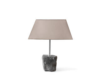 Unica the light of Rome - Farnese Collection , Aeterna Design Aeterna Design Kamar Tidur Klasik Batu