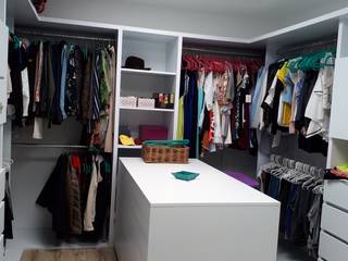 MANTENIMIENTO Y RENOVACIÓN DE TU CASA, FAR920924JC0 FAR920924JC0 Minimalist dressing room Wood Wood effect