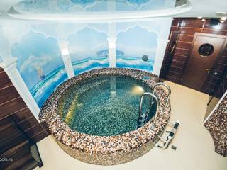 Частный, круглый мозаичный бассейн, Delfin Pools Delfin Pools Piscinas de estilo ecléctico Concreto