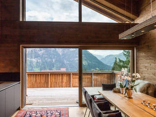 BAU IN ALPINER LAGE, SNOW ARCHITEKTUR SNOW ARCHITEKTUR Comedores de estilo moderno