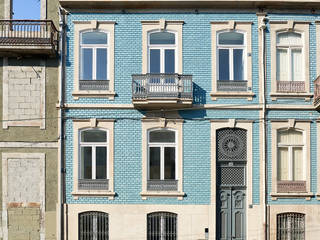 MARLIM Restauração, Atelier d'Arquitetura Lopes da Costa Atelier d'Arquitetura Lopes da Costa Multi-Family house
