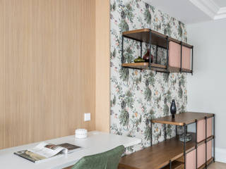 Marques del Turia | Kaleidoscope, Momocca Momocca Modern Study Room and Home Office