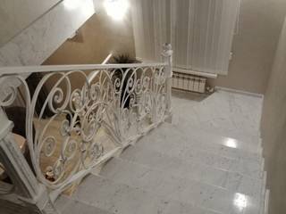 Лестница "Валенсия", Travertine.top Travertine.top Escaleras: ideas, diseños e imágenes Piedra