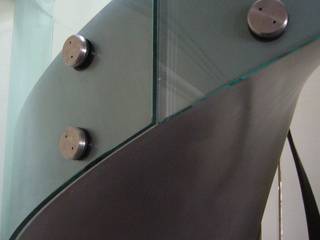 Glass balustrade to spiral staircase , Ion Glass Ion Glass Escaleras Vidrio