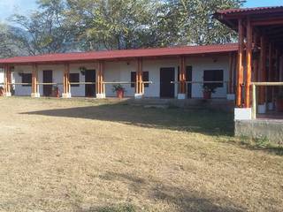 CONSTRUCCION DE CASA CAMPESTRE, CONSTRUIMOS CABAÑAS GUTIERETZ CONSTRUIMOS CABAÑAS GUTIERETZ Casas campestres Bambú Verde