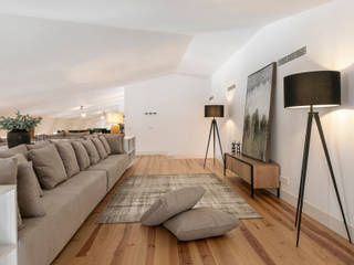 Sandomil Apartment H, Hoost - Home Staging Hoost - Home Staging ВітальняПідставки для телевізорів та шафи