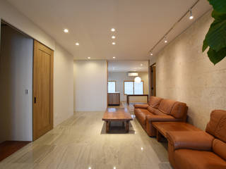 B-ITOMAN PJ.2020-Renovation, Style Create Style Create Salas de estar asiáticas