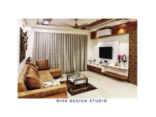 3 BHK APPARTMENT, GULBAI TEKRA, AHMEDABAD., Hinal Dave Hinal Dave Modern living room Plywood