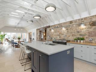 Bespoke Kitchen in a Shaker Industrial Style by Christopher Howard , Christopher Howard Christopher Howard Ankastre mutfaklar Kuvars