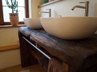 Waschbecken,Aufsatzwaschbecken, Keramische Waschbecken, Mineralgusswaschbecken, Dopplewaschbecken, freistehende Aramtur, rustikaler Waschtsich aus altem Holz, elegante Sanitärobjekte, hochwertige Sanitärobjekte, Hochwertige Armaturen Heinrich-Wohnraumveredelung , Inhaber Ph. Lakomczyk Modern Bathroom Bad, Badezimmer, Waschbecken, Spotlights, Modern, Design, Design ideen, Dusche, Bathroom, Bad, Badezimmer, Waschbecken, Spotlights, Modern, Design, Design ideen, Dusche, Bathroom, verdecktes Lichtband, LED warmweiss, ebenerdige Dusche, Entwässerungsrinne, Badgestaltung, Gestaltung mit natürlichen Materialien, Tadelakt, Marokkanischer Kalkputz, Presstechnik Putz, Glattputz, verpresste Putzfläche, Kalkputz, Kalkgrundputz, offener Duschbereich, Ablagefach in Dusche, alte Fliesenoptik, Zahna-fliesen, Sechseckfliesen, Achteckfliesen, freistehende Badewanne, Badewanne aus einem Guss, Mineralgusswanne, Fliesen mit Einlegern, Deckensegel mit indirekter Beleuchtung