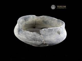 CERAMICS, ANCIENT POTTERY, TEPLVM TEPLVM ArtworkOther artistic objects Pottery Grey