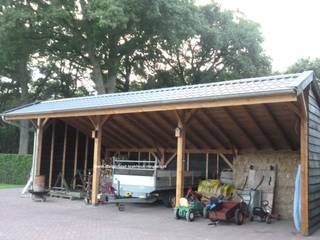 Douglashout kapschuur, steigerhout-teakhout-meubels steigerhout-teakhout-meubels Garajes de estilo rural Madera Acabado en madera