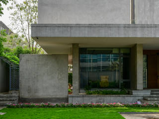 RH23, D A STUDIOS D A STUDIOS Bungalows Concrete