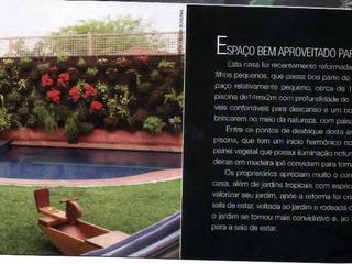 Painel vegetal em raia de piscina - Publicação Revista D Casa, Daniela Sedo Paisagismo Daniela Sedo Paisagismo สวนหน้าบ้าน