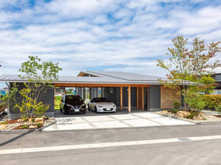 Isi-House okayama, 三宅和彦／ミヤケ設計事務所 三宅和彦／ミヤケ設計事務所 Casas ecológicas Madera maciza Multicolor