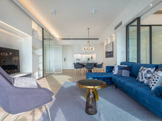 Multi-functional Living Area, a Private Dancing Studio - The Coronation, Hong Kong, Grande Interior Design Grande Interior Design 现代客厅設計點子、靈感 & 圖片