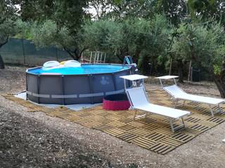 Pavimentare una piscina fuori terra: tante idee marchiate Onlywood, ONLYWOOD ONLYWOOD 클래식스타일 벽지 & 바닥 우드 우드 그레인