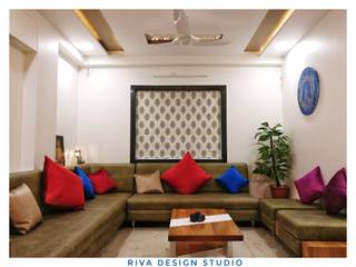 3 BHK APPARTMENT, PALDI, AHMEDABAD., Hinal Dave Hinal Dave Salas de estilo moderno Contrachapado