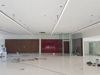 Remodelación y ampliación local comercial concesionario Honda, Mendoza, Argentina, Estudioarqo Estudioarqo مساحات تجارية