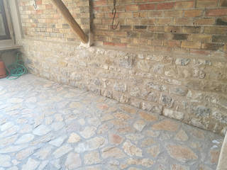 Reforma patio casa, CONSTRUCCIONES Y REFORMAS PASTOR S.LU CONSTRUCCIONES Y REFORMAS PASTOR S.LU Walls and Floors Fur White