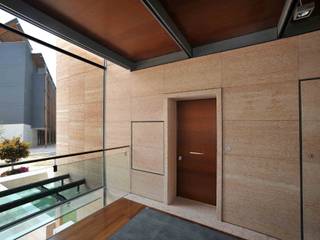 FIRE 60' - Quartiere Le Albere di Renzo Piano a Trento, Gasperotti Srl Gasperotti Srl Front doors