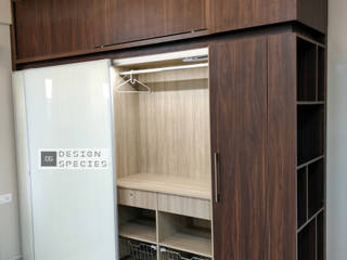 Lacquered sliding wardrobe, DESIGN SPECIES DESIGN SPECIES Kamar Tidur Minimalis MDF