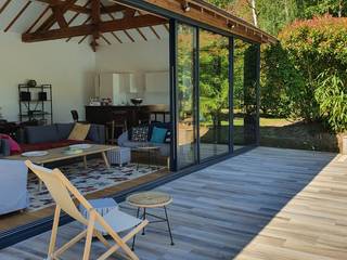 Pool House Côte d'Azur, Le Moduliste Le Moduliste 現代房屋設計點子、靈感 & 圖片 木頭 Wood effect