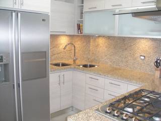 Proyectos de Cocinas Modernas, DM ITALIAN STYLE DM ITALIAN STYLE Minimalist kitchen Granite