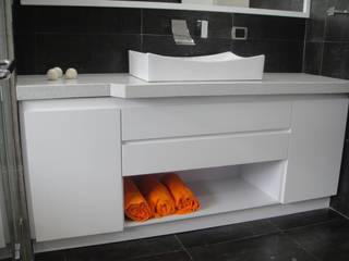 Diseño de Muebles de Baños , DM ITALIAN STYLE DM ITALIAN STYLE Modern bathroom Wood Wood effect