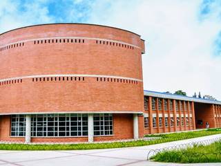 Colegio INEM de Kennedy, Carlos Melo Arquitectos Carlos Melo Arquitectos สวน