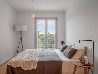 Home Staging a Trieste , Angela Baghino Angela Baghino Phòng ngủ phong cách chiết trung