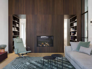 Klassieke grandeur in een modern jasje, Sigrid van Kleef & René van der Leest - Studio Ruim Sigrid van Kleef & René van der Leest - Studio Ruim Modern living room Wood Wood effect