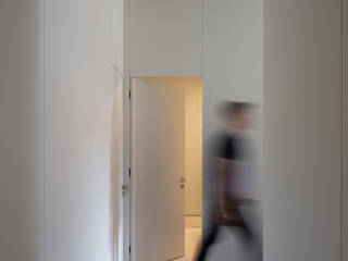 São Bento Residences, Photoshoot.pt - Architectural Photography Photoshoot.pt - Architectural Photography Modern Corridor, Hallway and Staircase