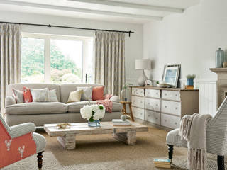 A Cozy Country Style Living Room perfect for the Winter, Alice Margiotta Alice Margiotta Ruang Keluarga Klasik