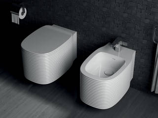 UB sanitari sospesi in ceramica rigata, eto' eto' Modern bathroom Ceramic