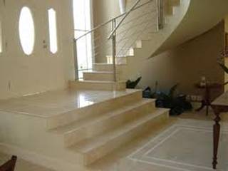 Escadarias feitas em Pedra Natural Portuguesa, INNOVATION STONES TRANSFORMACAO DE PEDRAS ORNAMENTAIS LDA INNOVATION STONES TRANSFORMACAO DE PEDRAS ORNAMENTAIS LDA Stairs Stone