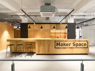 Makerspace der experimenta Heilbronn, studioinges Architektur und Städtebau studioinges Architektur und Städtebau Powierzchnie handlowe Drewno O efekcie drewna