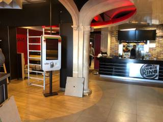 BURGUER KING MALLORCA, Promitec Obras SL Promitec Obras SL Ruang Komersial