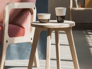Stool FRISK, Plywood Project Plywood Project Minimalistische Wohnzimmer Sperrholz Transparent