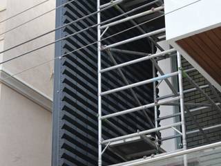6m tall green wall, Easygro Ecosystems LLP Easygro Ecosystems LLP Balcony Plastic