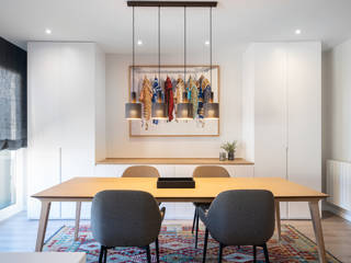 PISO BONANOVA, Ingrid Matheu Studio Ingrid Matheu Studio Modern dining room