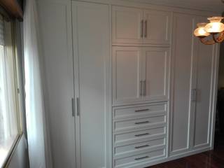 Armario, Carpinteria y Ebasnisteria Leins s.l Carpinteria y Ebasnisteria Leins s.l Modern Bedroom Wood Wood effect