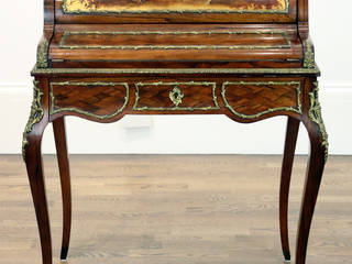 Upcoming September Furniture Auction , Philips Auctions Philips Auctions クラシックデザインの 書斎