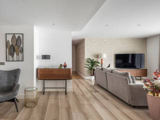 Vivienda en Altea| Rafael Senabre, Momocca Momocca Mediterranean style corridor, hallway and stairs Wood Wood effect