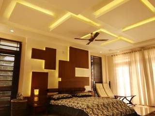 Posh House @ Malappuram, Lemon Interior Designers Lemon Interior Designers Kleines Schlafzimmer