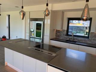 Modern Kitchen - Silver Lake Holiday Home - Dorchester, Meridien Interiors Ltd Meridien Interiors Ltd ห้องครัว