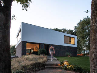 Renovation: from dated home to modern villa, Bob Romijnders Architectuur + Interieur Bob Romijnders Architectuur + Interieur