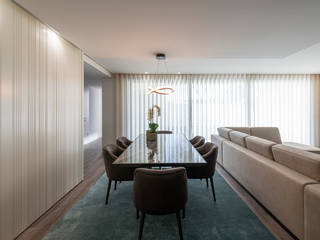 Apartamento Guimarães, Jota Barbosa Interiors Jota Barbosa Interiors Modern dining room